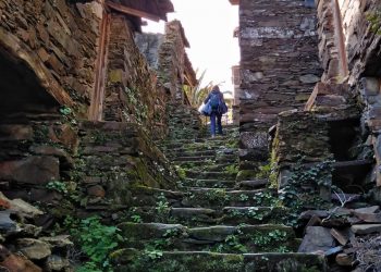 AS ALDEIAS DE XISTO DA LOUSÃ